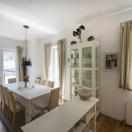 Apartment In Bad Gastein Near Ski Lift